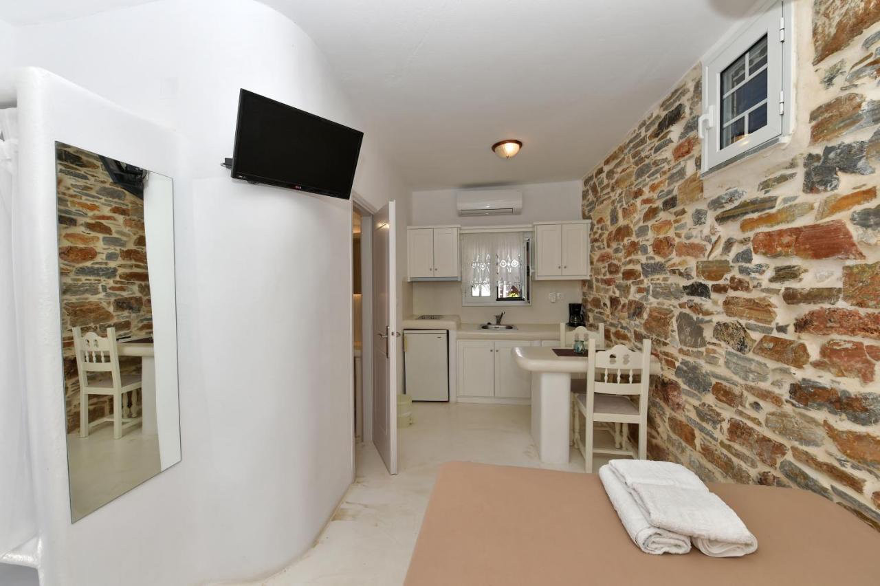 Ferienwohnung Tinos Peristerionas Exterior foto