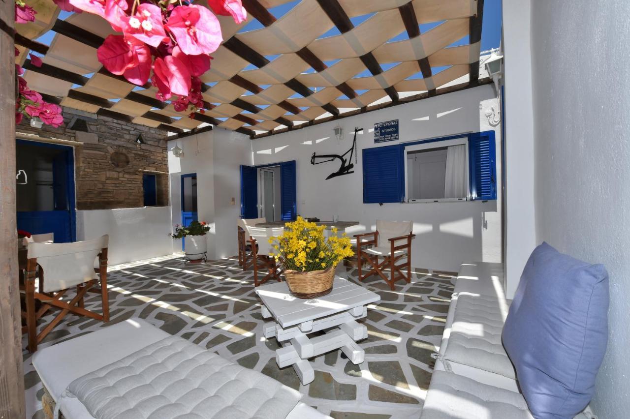 Ferienwohnung Tinos Peristerionas Exterior foto